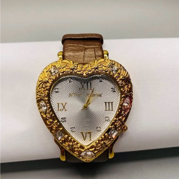 Betsey Johnson Heart Watch Original Leather Band Running - Picture 2 of 5